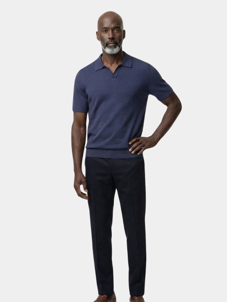 Montaracrest Polo Classe Marina in navy with white collar and logo, classic short-sleeve polo shirt for men.
