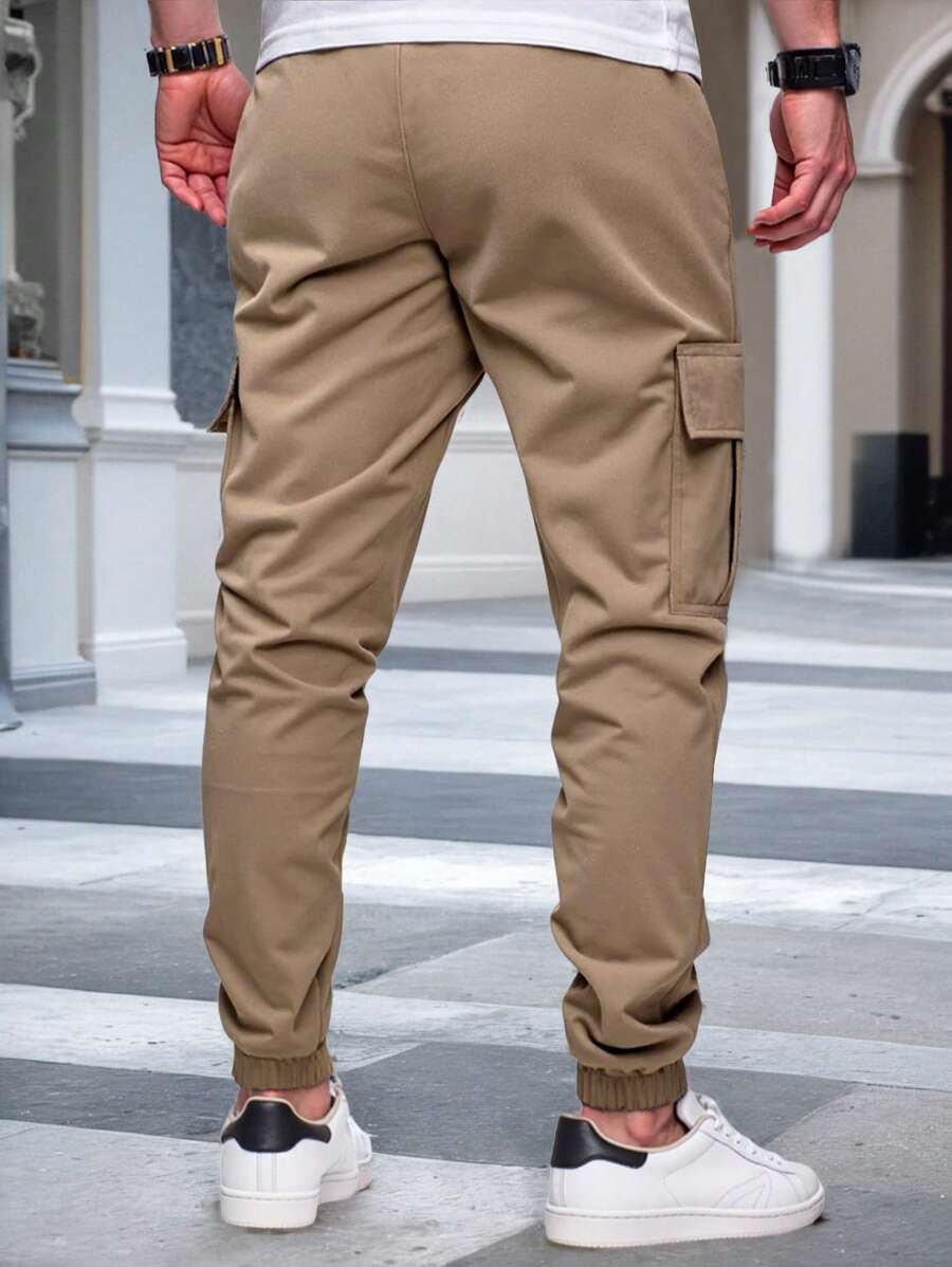 RICCARDO | Lightweight Cargo Joggers Featuring Pockets