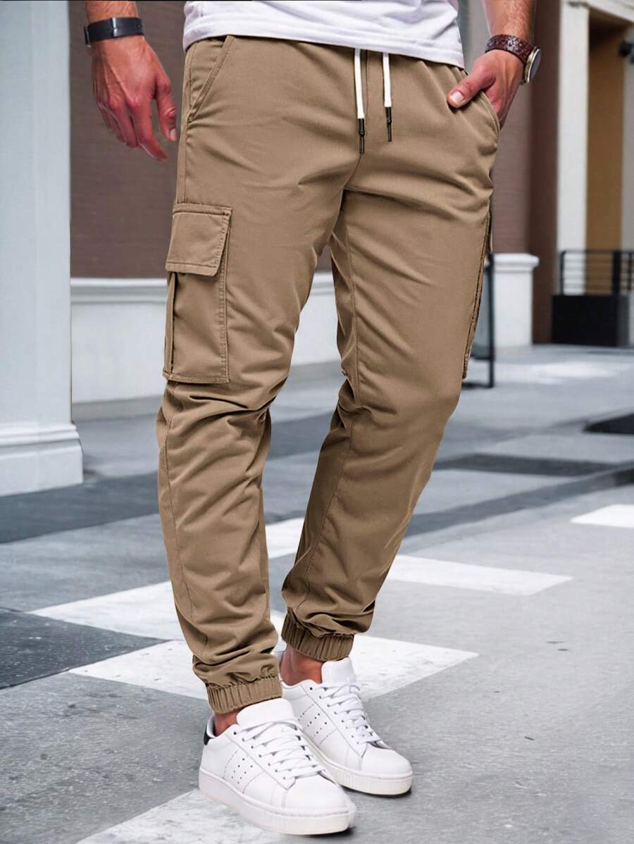 RICCARDO | Lightweight Cargo Joggers Featuring Pockets