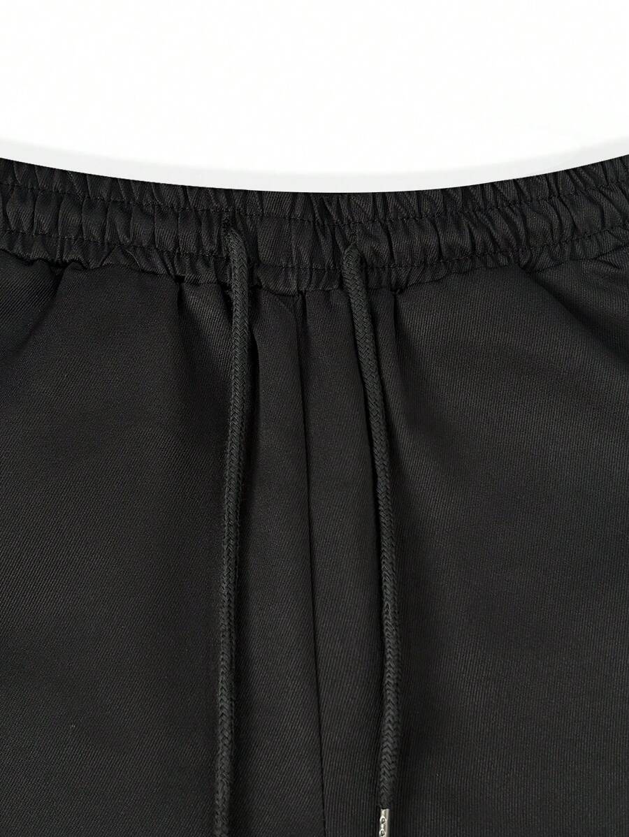 RICCARDO | Lightweight Cargo Joggers Featuring Pockets