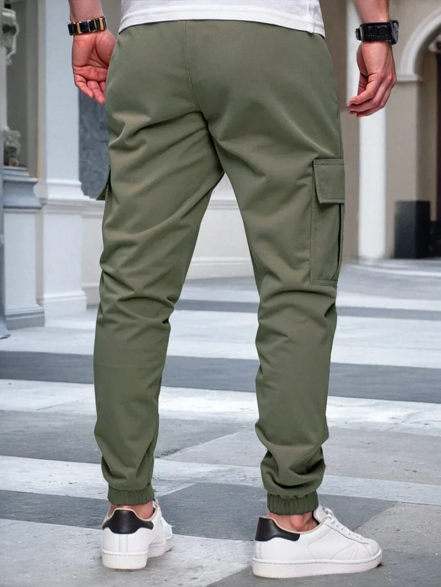 RICCARDO | Lightweight Cargo Joggers Featuring Pockets