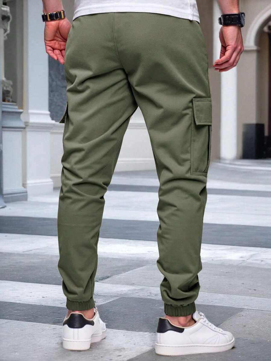 RICCARDO | Lightweight Cargo Joggers Featuring Pockets