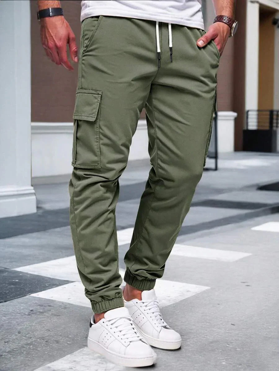 RICCARDO | Lightweight Cargo Joggers Featuring Pockets
