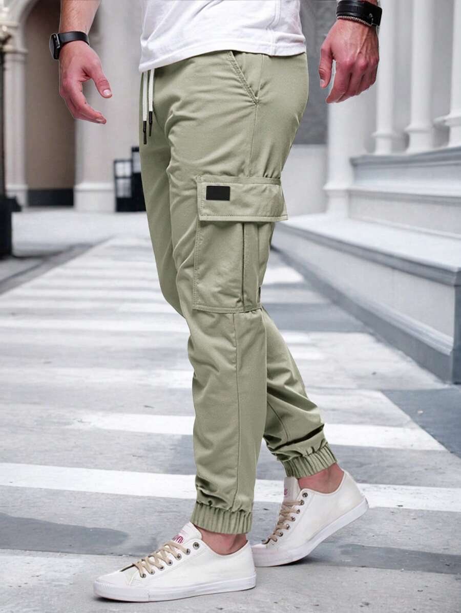 RICCARDO | Lightweight Cargo Joggers Featuring Pockets