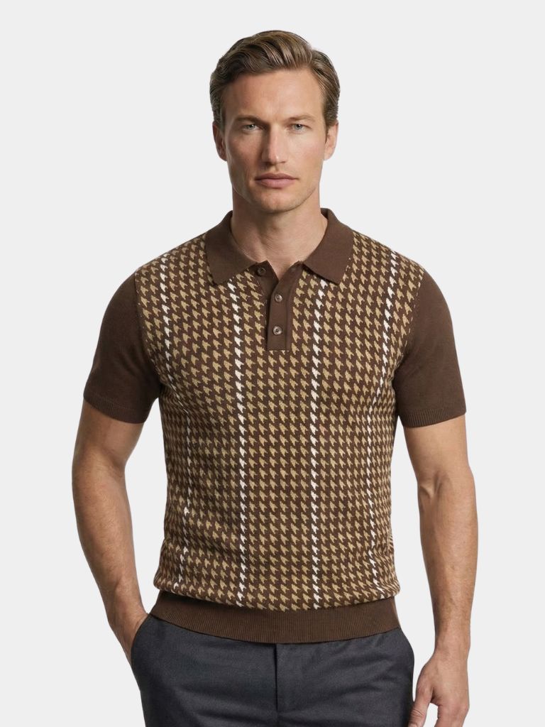 Montaracrest Polo Estetico in vibrant colors, featuring a classic fit with a collar and short sleeves, displayed on a mannequin.