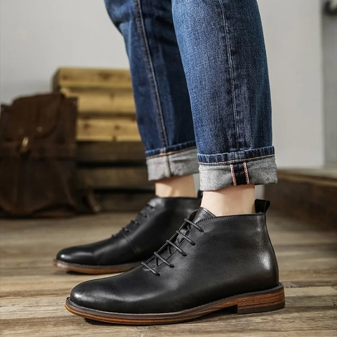 BRADFORD Leather Boots