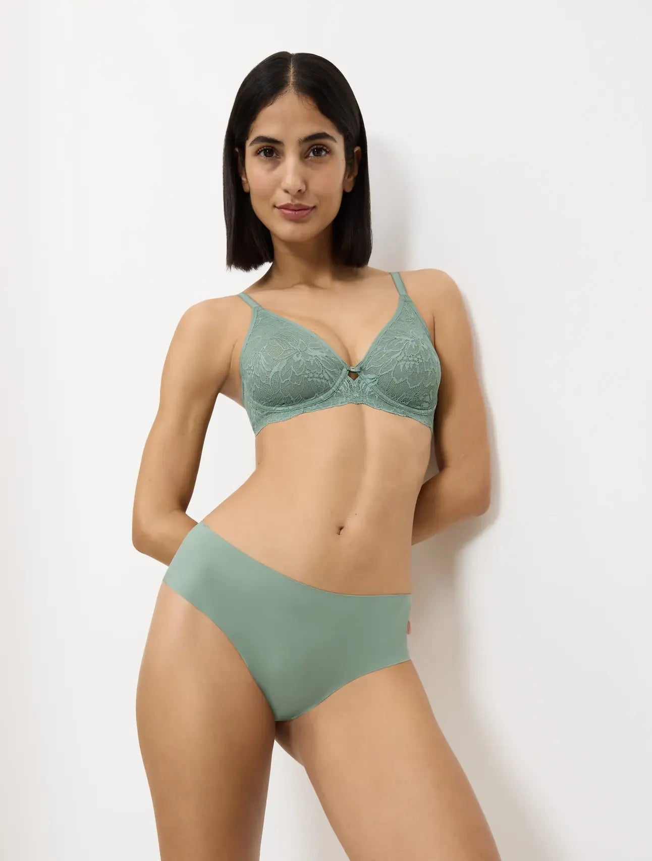 Underwired seamless bra - Amourette Charm T W02 - 1773 Absinthe
