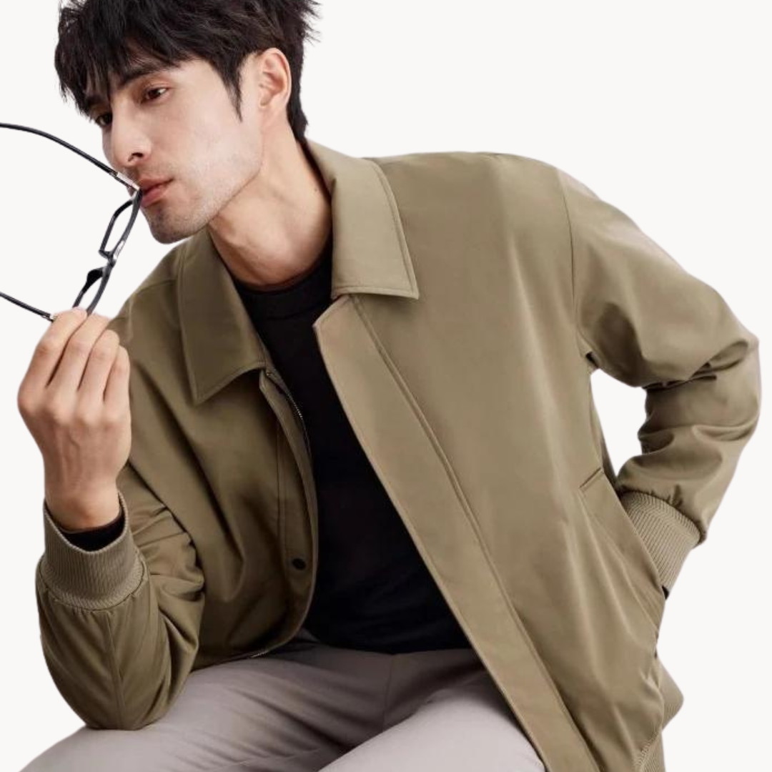 Essential Light Jacket