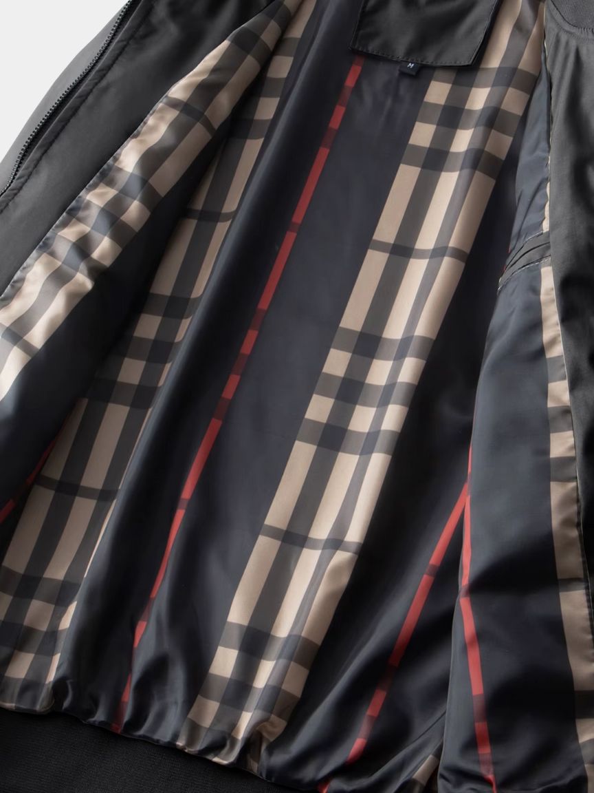 Casual Montaracrest bomber jacket, stylish men's jas with a sleek design and comfortable fit, perfect for everyday wear.