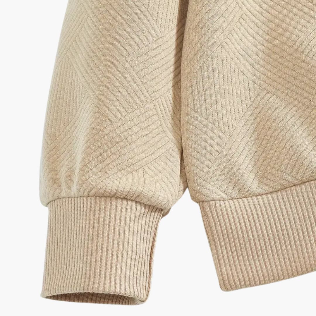 Geometric Style Sweater - Montaracrest