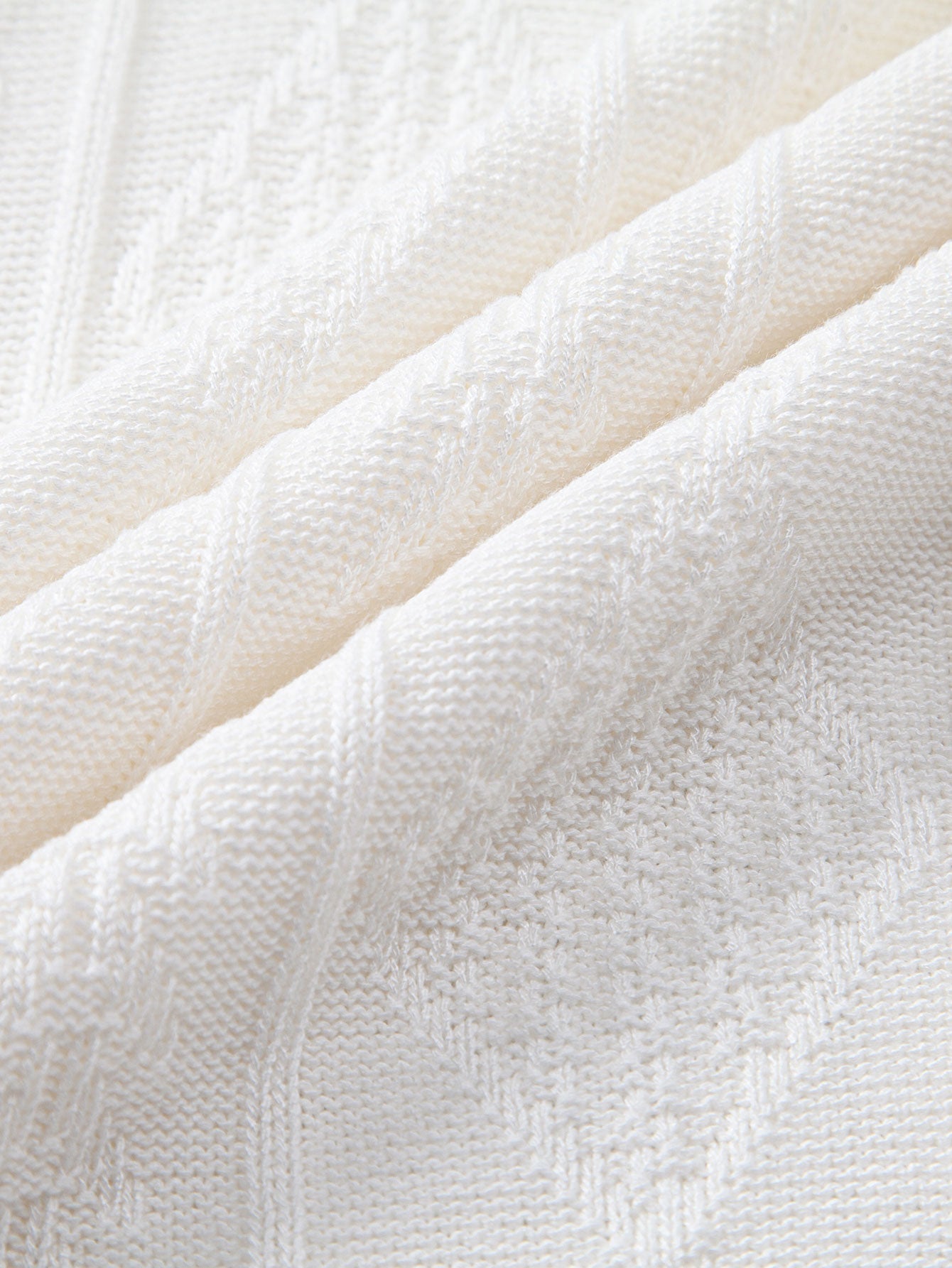 Geometric Jacquard Polo with Tapered Slim Fit Pants - Montaracrest