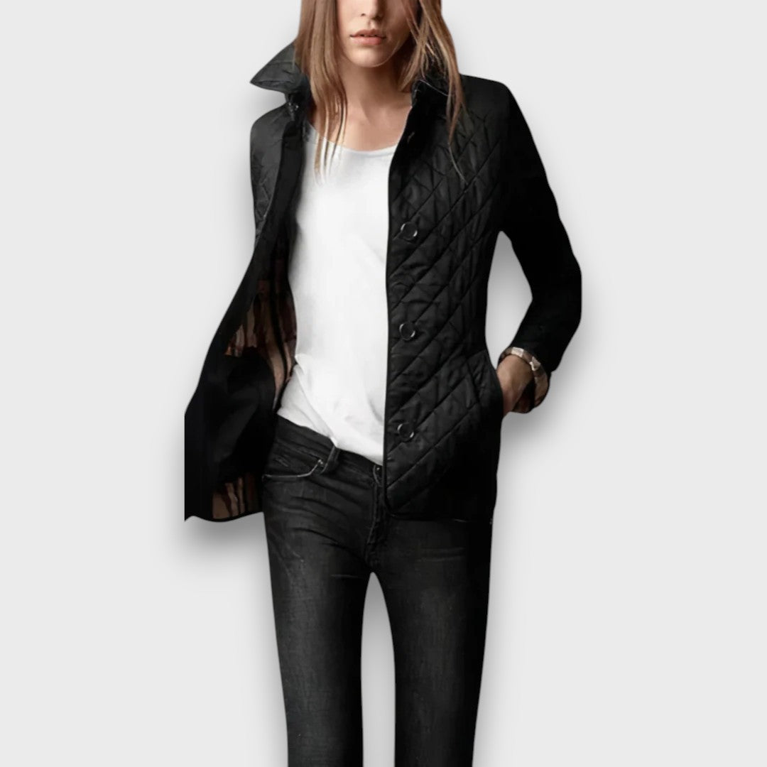 Lightweight Montaracrest Eranis jacket for transitional seasons, featuring a sleek design and comfortable fit.