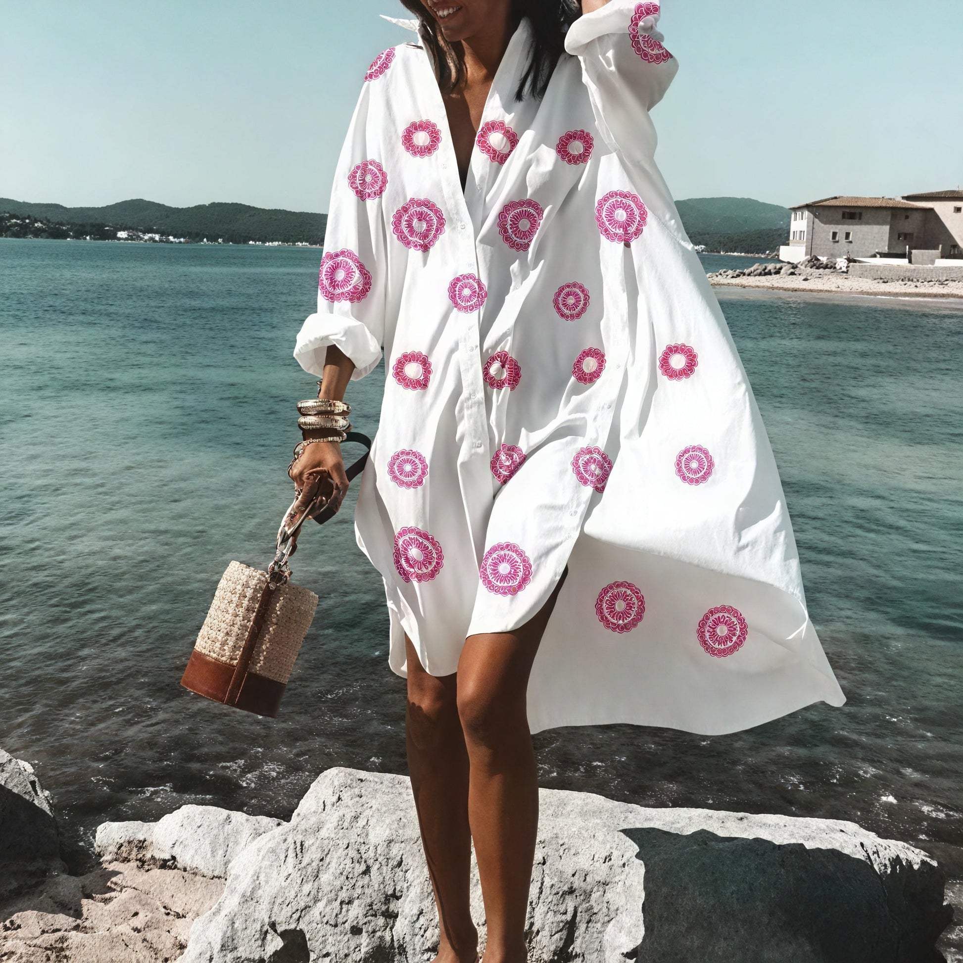 Lightweight oversized summer dress with buttons by Montaracrest, featuring a relaxed fit and stylish design.