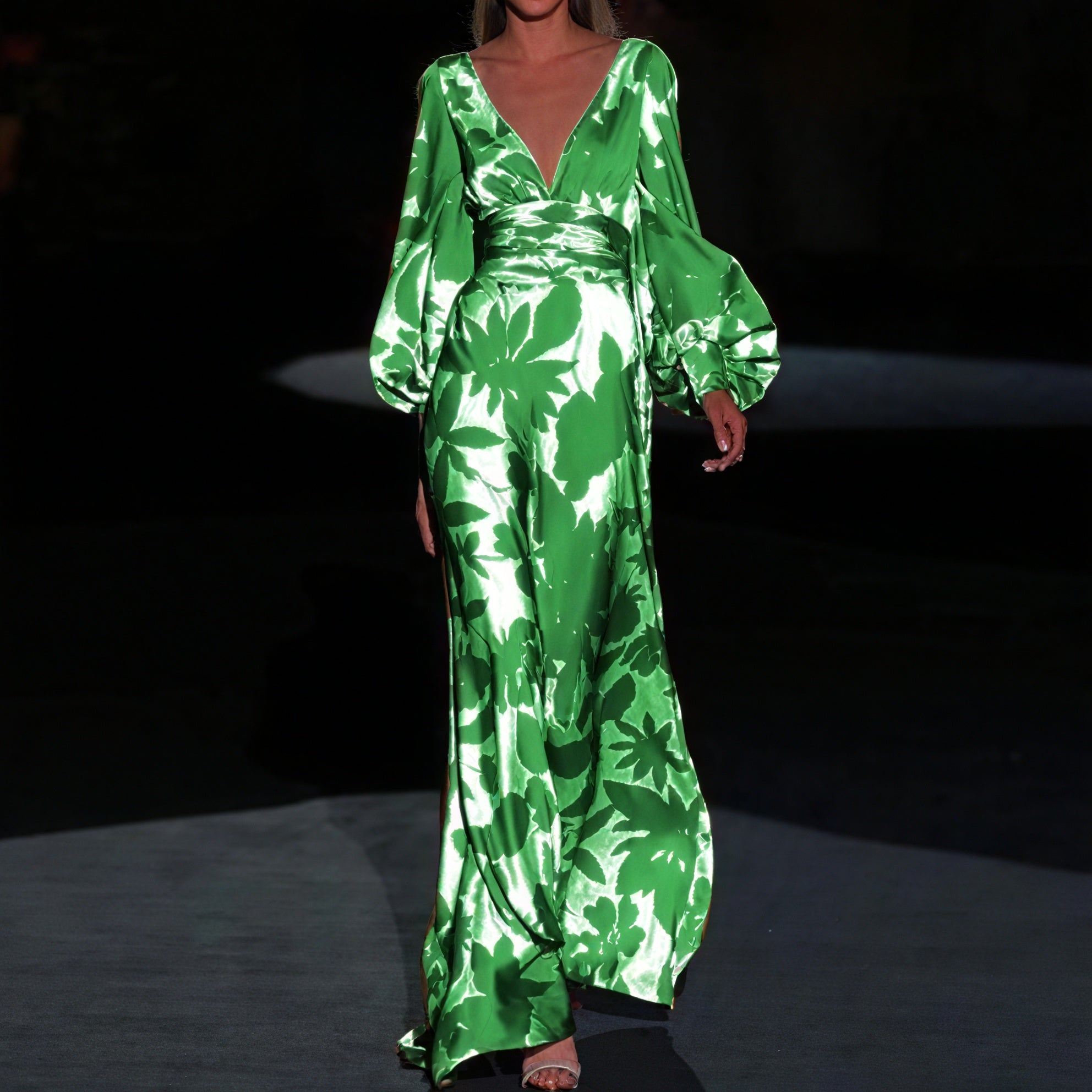 Elegant long dress by Montaracrest featuring a feminine design, flowing fabric, and classic silhouette for timeless style.