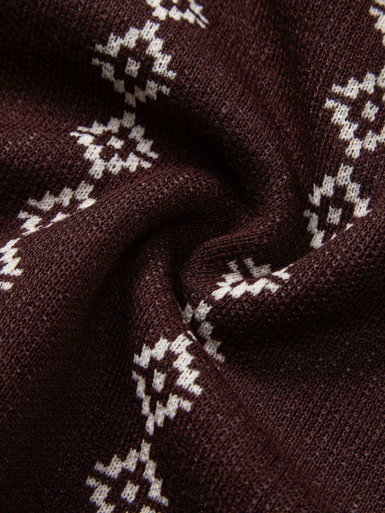 V-Neck Geometric Knit Polo - Montaracrest