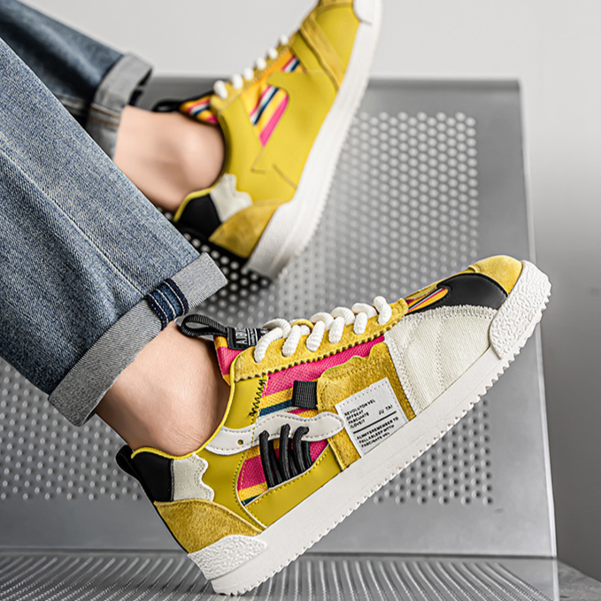 Vintage-Inspired Retro Sneakers - Montaracrest