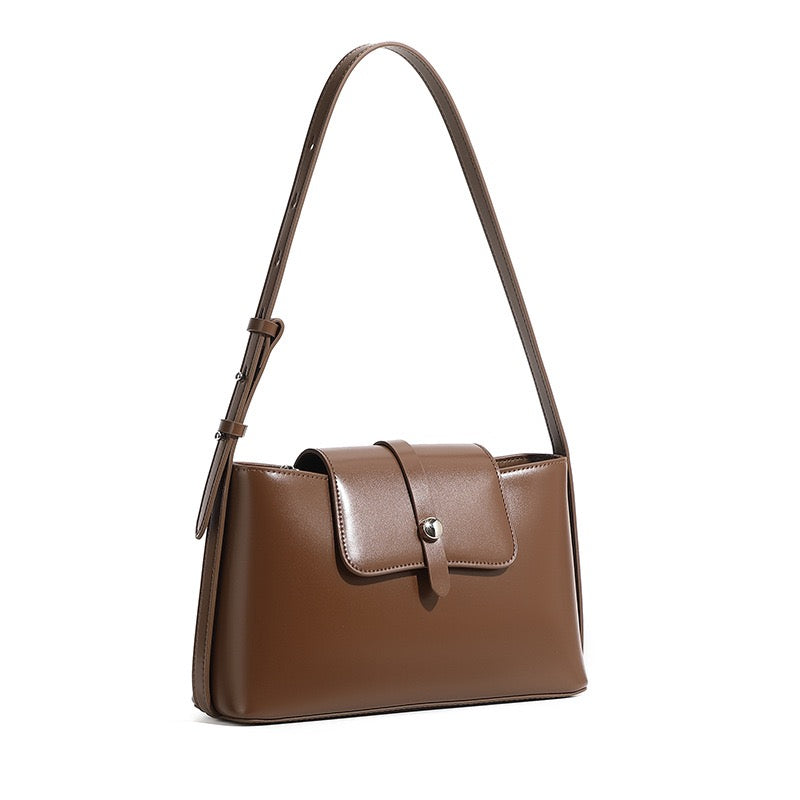Borsa in pelle a tracolla e a mano, versatile ed elegante, per pendolari
