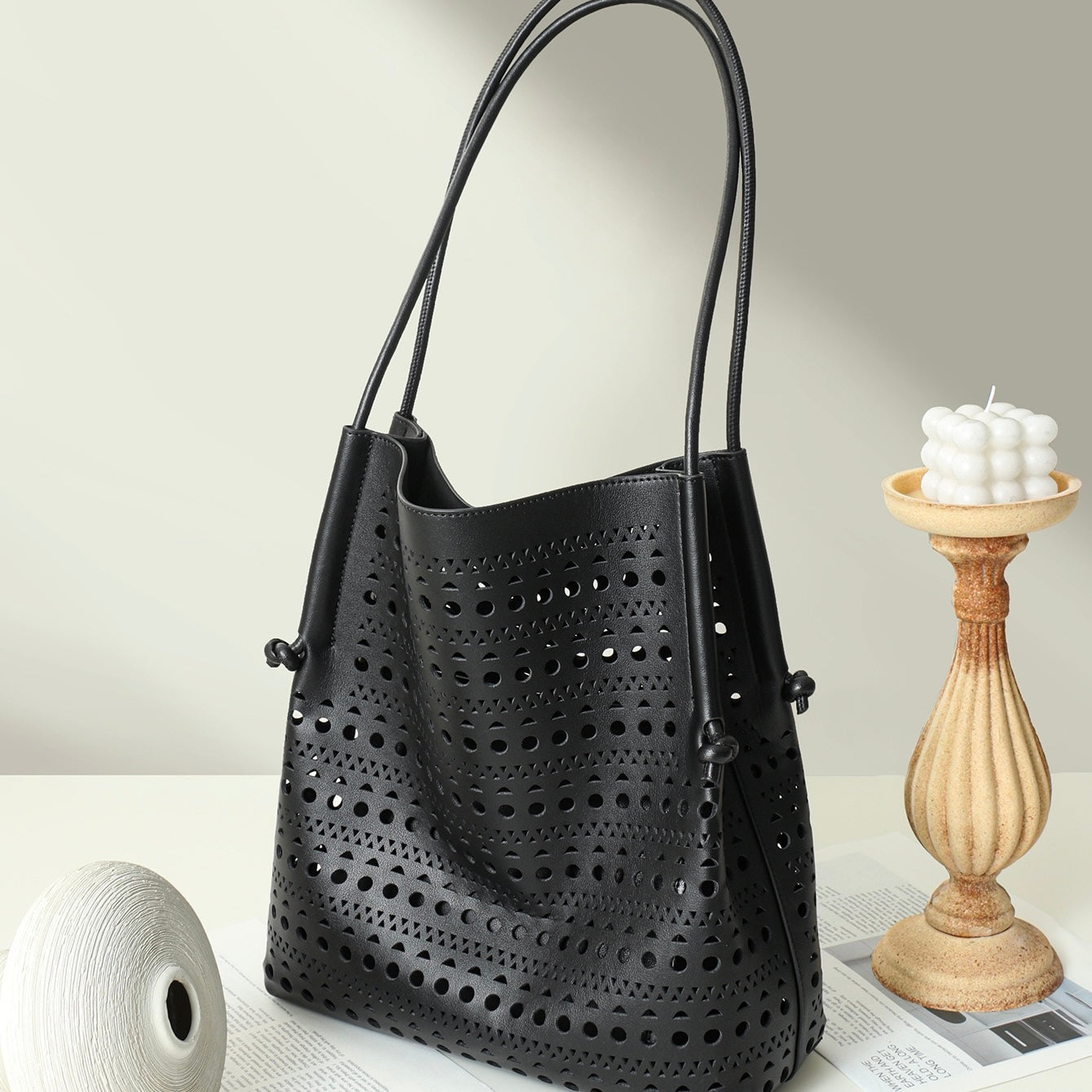Borsa Tote Traforata in Vera Pelle con Pochette Removibile