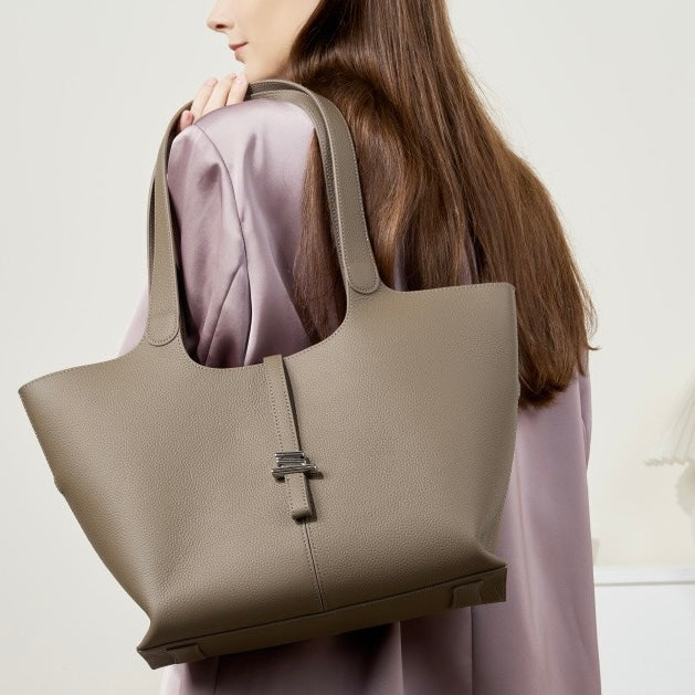 2025 New Women's Genuine Leather Large Capacity Commuter Tote Bag