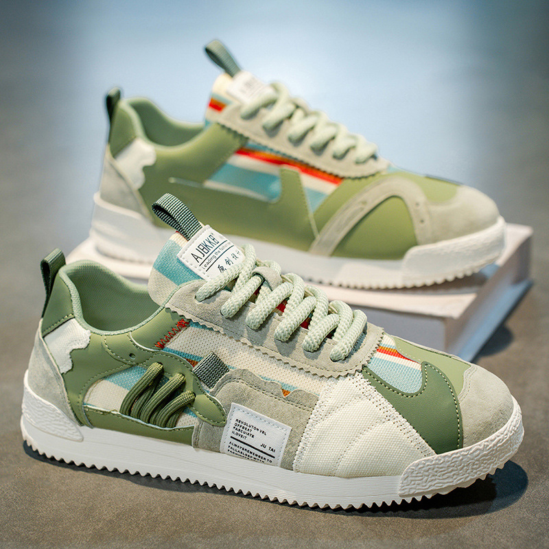 Vintage-Inspired Retro Sneakers - Montaracrest