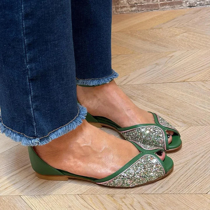 Montaracrest flat sandal with ankle strap, featuring a cushioned footbed and stylish design for casual wear.