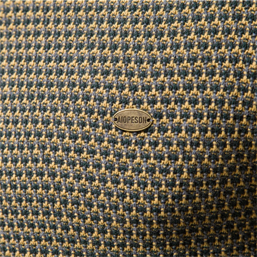 Men's Checkered Pattern Pullover