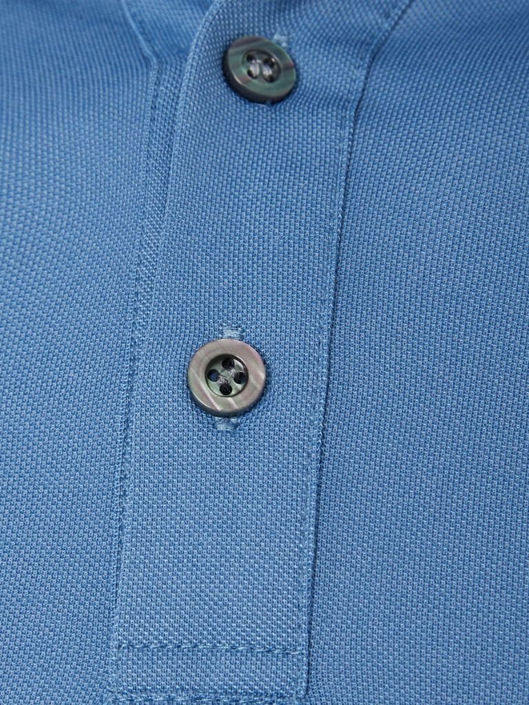 Montaracrest Polo Classica Azure in classic blue with a contrasting cross crown logo on the chest, made from comfortable cotton fabric.