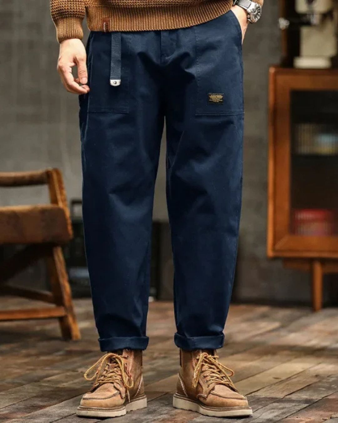 Classic Cargo Pants - Montaracrest