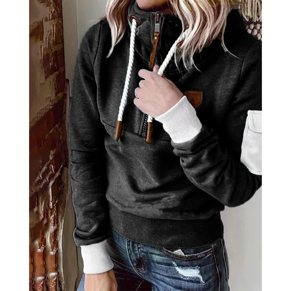 Montaracrest Chantal warm, comfortable knit half-zip sweater with a refined design, ideal for cozy casual wear.