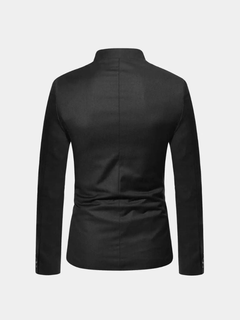 Elegant collar jacket by Montaracrest featuring a stylish design and tailored fit, shown in a sophisticated cross-crown style.
