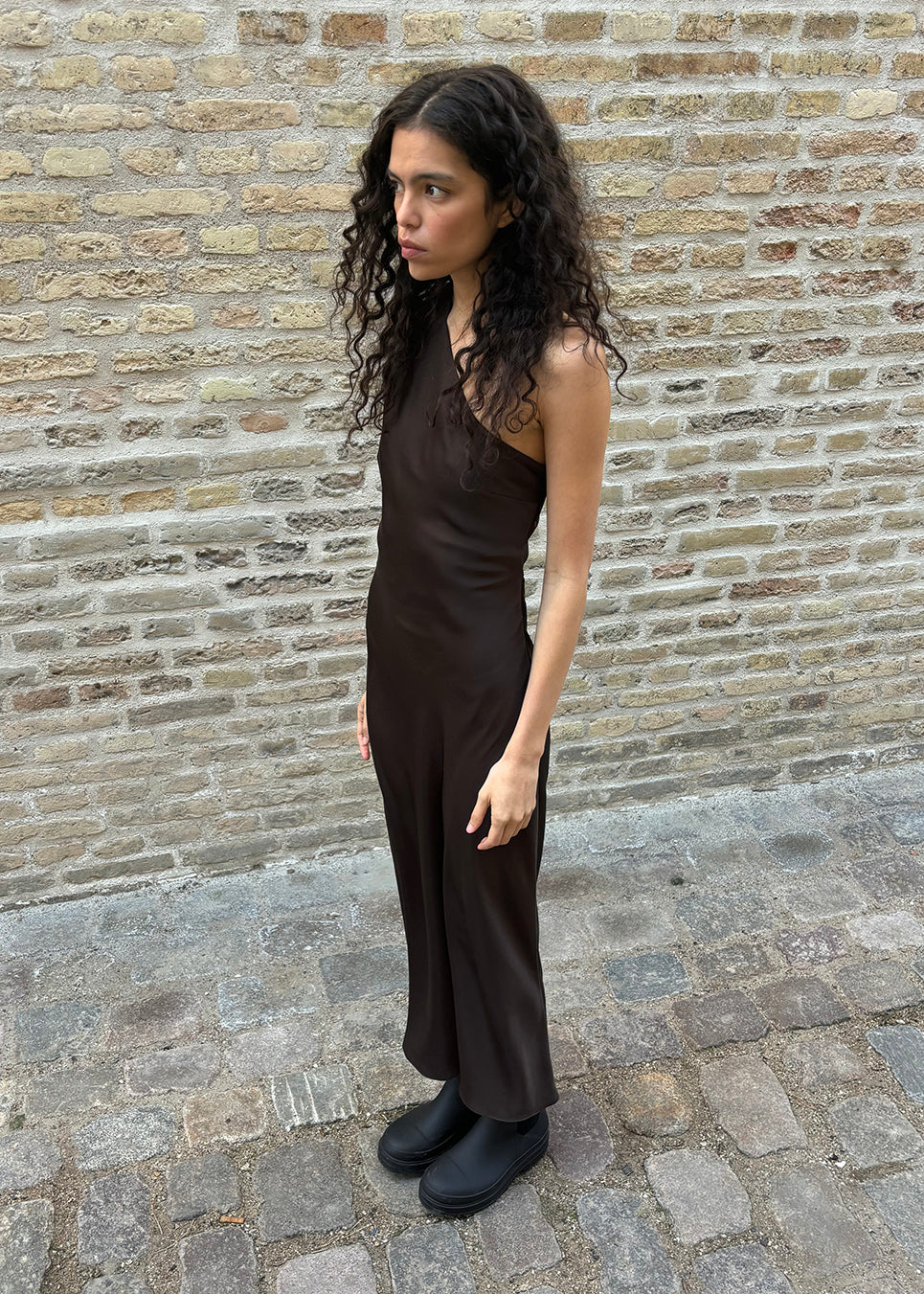 Narcissamd dress - Seal Brown - Montaracrest