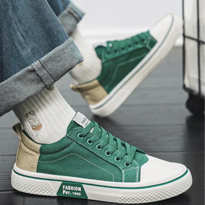 Lightweight and Elegant Sneakers - Montaracrest