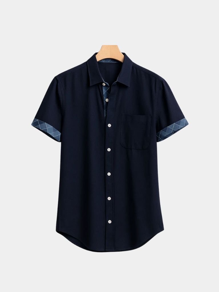 Montaracrest casual overhemden with ocean-inspired detail, featuring a relaxed fit and stylish design.