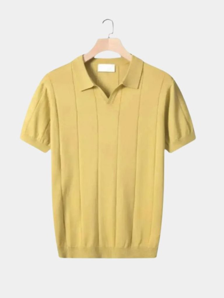 Montaracrest Portofino polo shirt with cross crown logo in classic style, featuring a collared design and short sleeves.