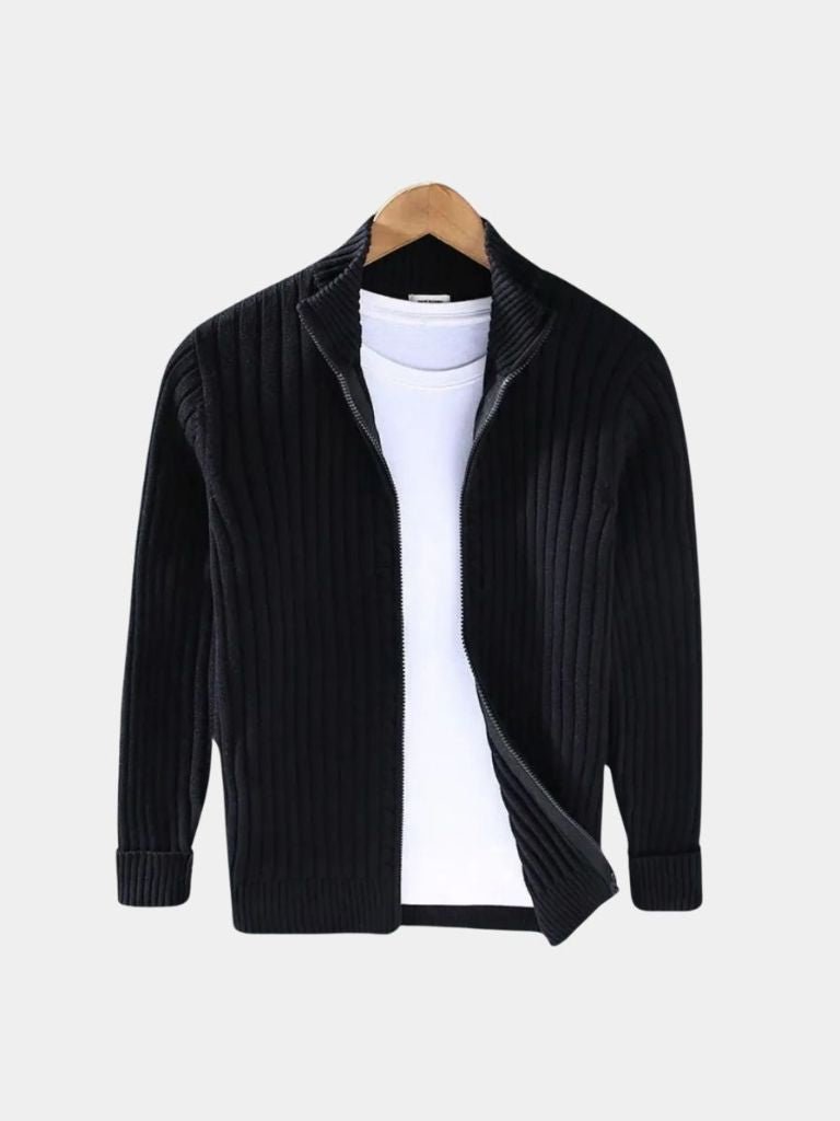 Montaracrest Regency knit jacket, a cozy cross-crown design trui in soft fabric, with detailed stitching and a stylish fit.