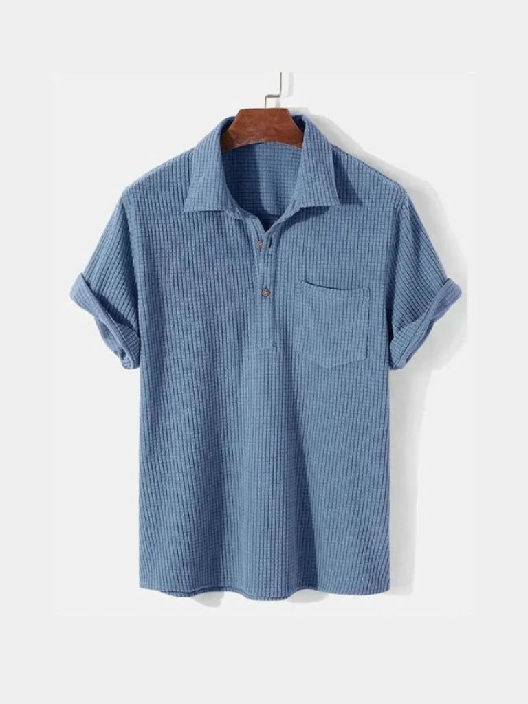 Montaracrest textured short-sleeve shirt with a cross crown design, featuring a stylish, lightweight fabric and modern fit.