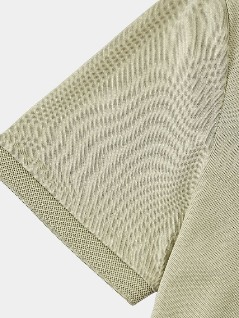 Montaracrest Polo Classica Senza Tempo, a timeless classic polo shirt with a small cross crown logo on the chest.
